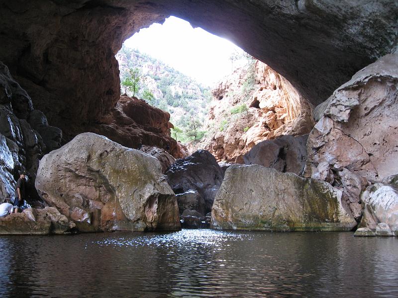 Tonto Natural Bridge 091.jpg